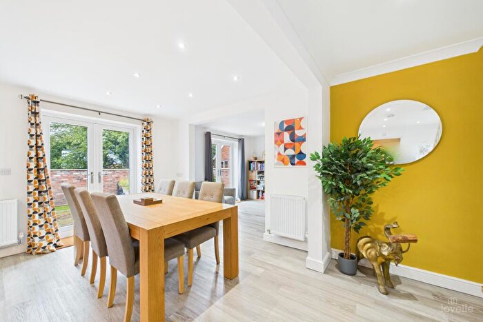 4 Bedroom Detached House For Sale In St Chads Way, Barton-upon-Humber, North Lincolnshire, DN18