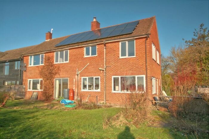 4 Bedroom Semi-Detached House To Rent In Pasture Farmhouse, Boarstall, HP18