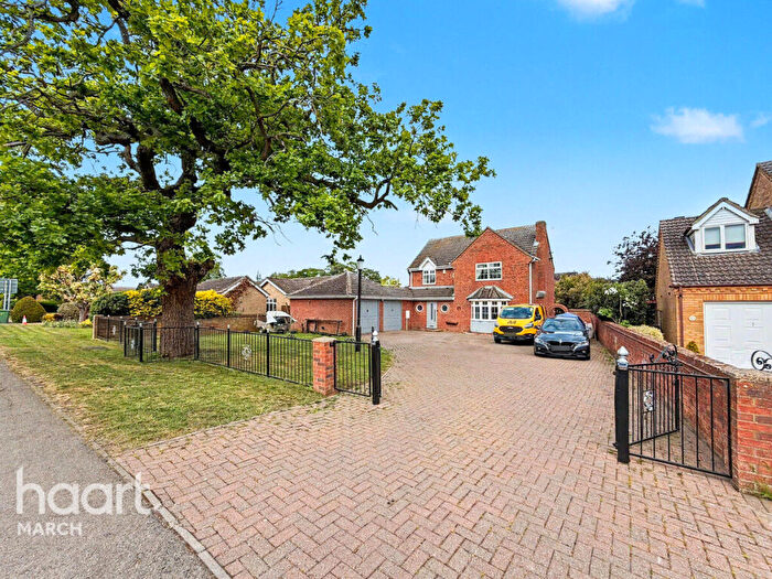 4 Bedroom Detached House For Sale In Park Road, Manea, PE15