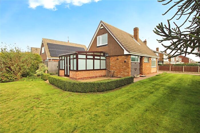 2 Bedroom Bungalow For Sale In Menson Drive, Hatfield, Doncaster, DN7