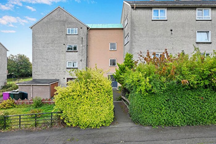2 Bedroom Flat For Sale In / Lady Nairne Loan, Duddingston, Edinburgh, EH8