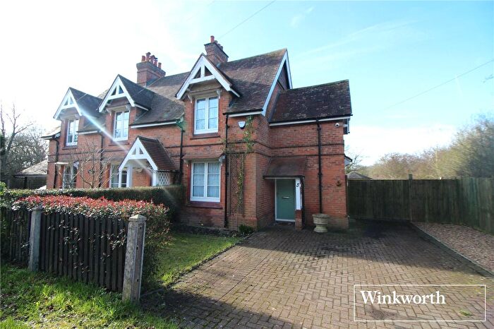 3 Bedroom End Terrace House For Sale In Theobald Street, Radlett, Hertfordshire, WD7