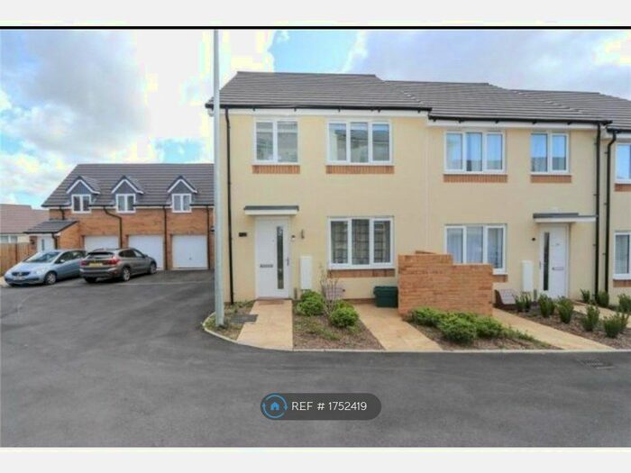 3 Bedroom End Of Terrace House To Rent In Mansell Road, Patchway, Bristol, BS34