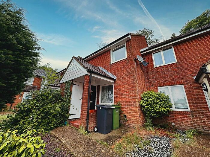 2 Bedroom Terraced House To Rent In Greenfields Close, St. Leonards-On-Sea, TN37