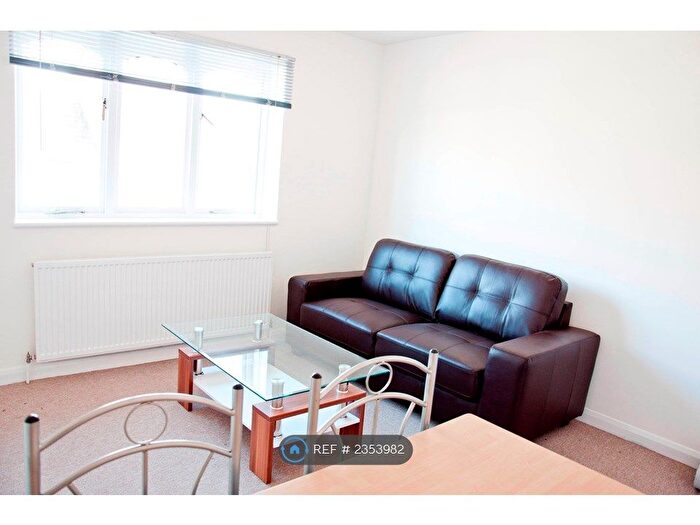 1 Bedroom Flat To Rent In Kimberley Court, Belvedere, DA17