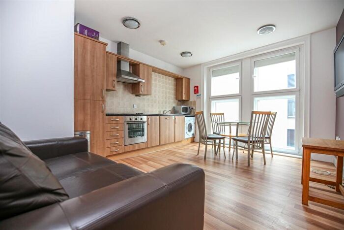 2 Bedroom Apartment To Rent In Northumberland Street, City Centre, NE1