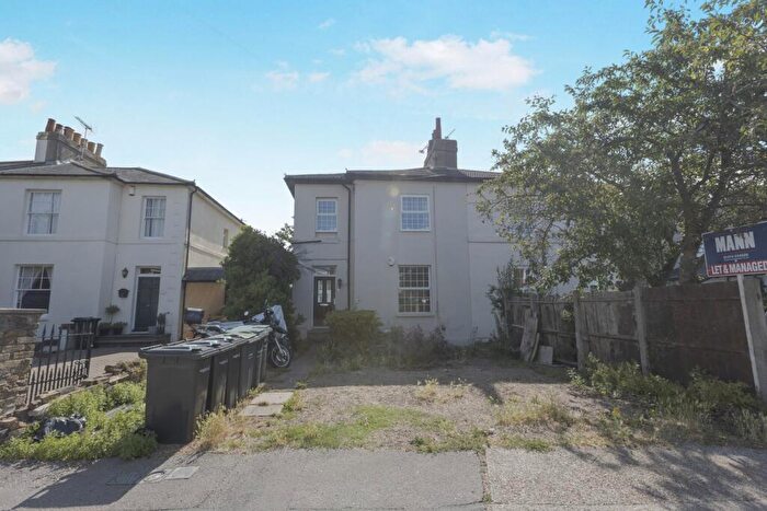 1 Bedroom Flat For Sale In Darnley Road, Gravesend, Kent, DA11