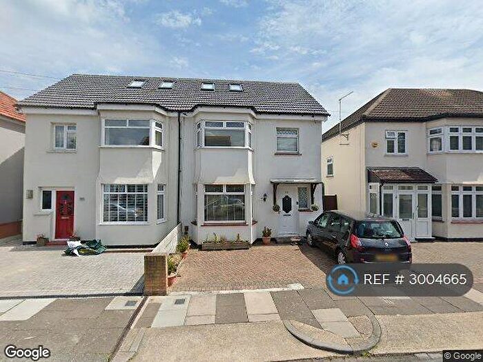 4 Bedroom Semi-Detached House To Rent In Westbury Road, Southend-On-Sea, SS2