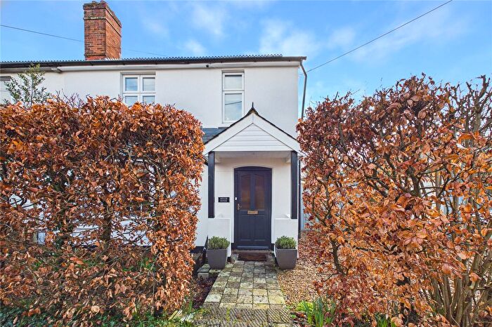 4 Bedroom Semi-Detached House For Sale In Beech Lane, Woodcote, Reading, Oxfordshire, RG8