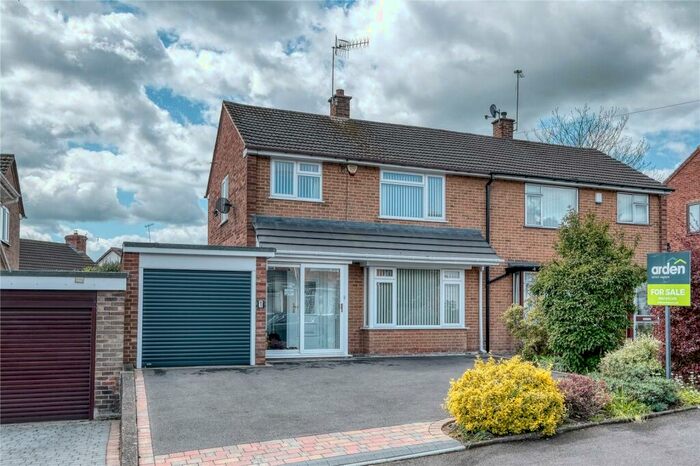 3 Bedroom Semi-Detached House To Rent In Wendron Close, Bromsgrove, Worcestershire, B60