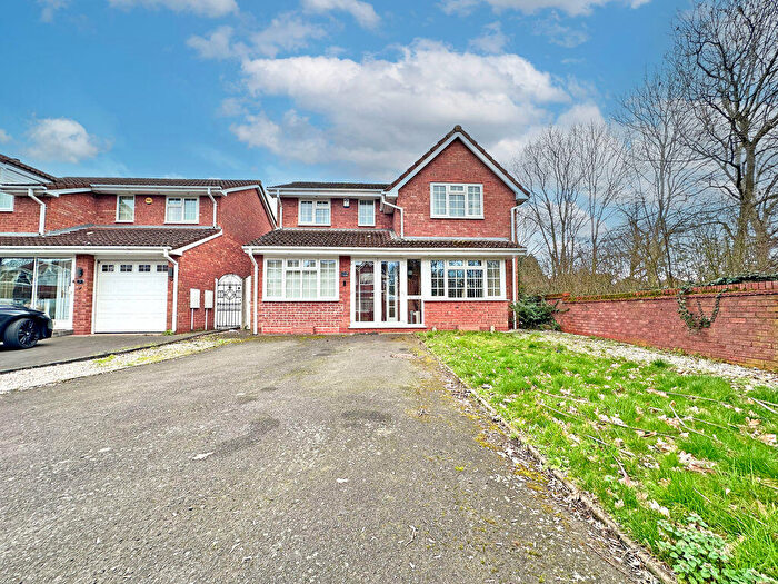 4 Bedroom Detached House For Sale In Russell Close, Tipton, DY4