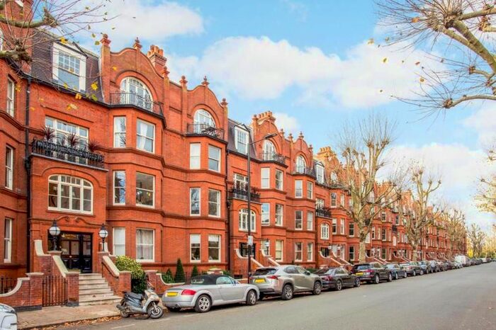 3 Bedroom Flat To Rent In Morshead Road, Maida Vale, W9