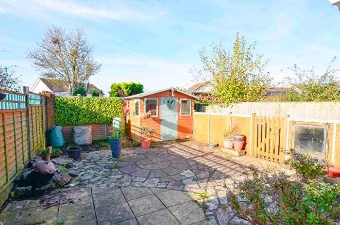 3 Bedroom End Of Terrace House For Sale In Hookhills Road, Paignton, TQ4