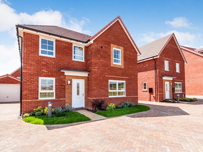 4 Bedroom Detached House To Rent In Stratford Drive, Overstone, NN6