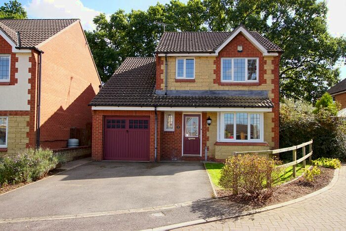 4 Bedroom Detached House To Rent In Oakwood Gardens, Coalpit Heath, Bristol, BS36