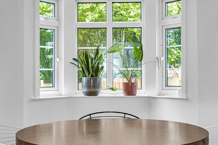 3 Bedroom Terraced House For Sale In Stanstead Road, Hertford, Hertfordshire, SG13