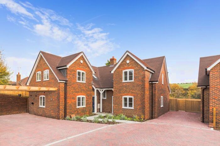 3 Bedroom Semi-Detached House For Sale In Forge Close, Pyecombe, Brighton, BN45