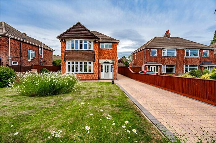 3 Bedroom Detached House For Sale In Eastwood Avenue, Grimsby, Lincolnshire, DN34