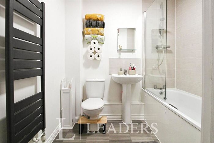 1 Bedroom Apartment For Sale In Blanchard Avenue, Gosport, Hampshire, PO13