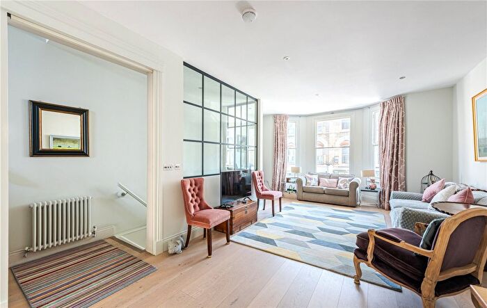 4 Bedroom Flat For Sale In Fulham Road, London, SW6