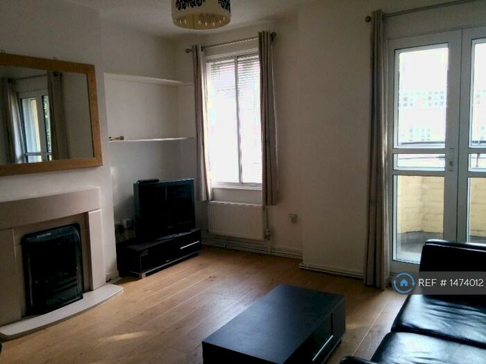 2 Bedroom Flat To Rent In Cosway Street, London, NW1