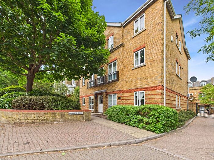 1 Bedroom Flat To Rent In Henrietta Court, East Twickenham, TW1