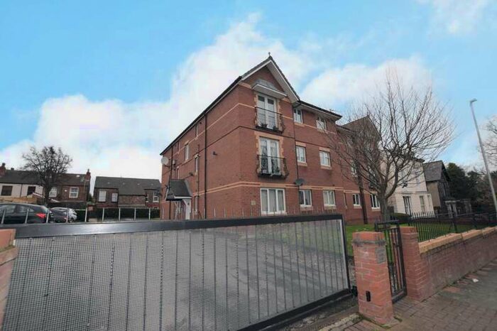 2 Bedroom Flat To Rent In Clifton Gate, Birkenhead, CH41