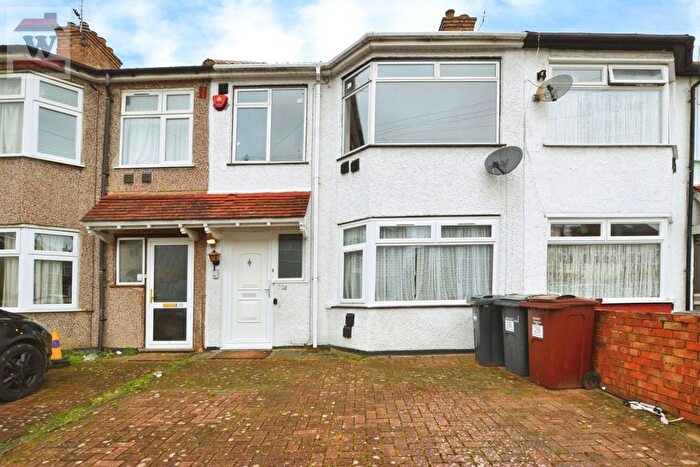 3 Bedroom Terraced House To Rent In Ivanhoe Road, Hounslow, TW4