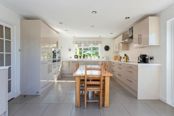4 Bedroom Detached House To Rent In Dunsells Lane, Ropley, Alresford, SO24