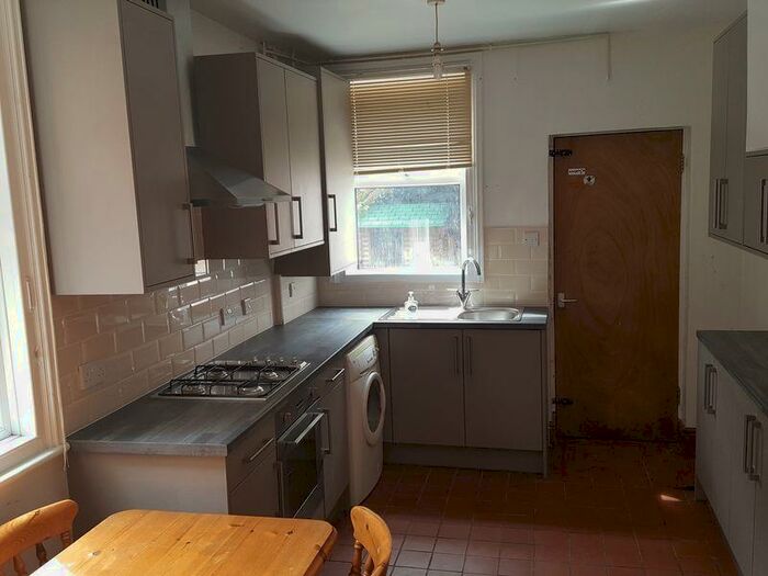 5 Bedroom Terraced House To Rent In Evington Road, Leicester, LE2