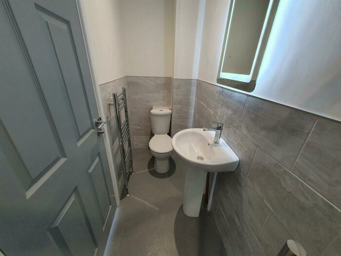 1 Bedroom Terraced House To Rent In Lawrence Road, PO5