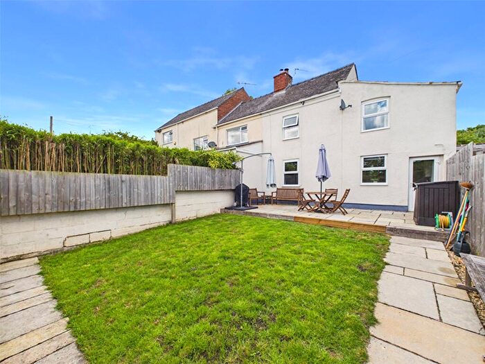 3 Bedroom Semi-Detached House For Sale In Etheldene Road, Cashes Green, Stroud, Gloucestershire, GL5