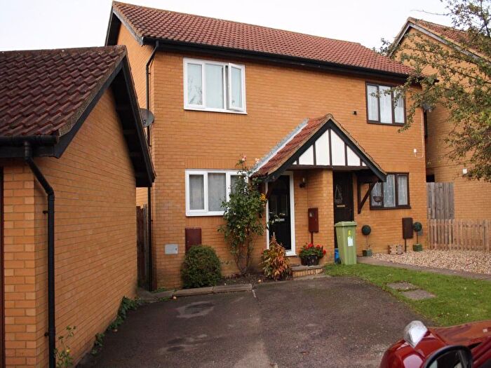 2 Bedroom Semi-Detached House To Rent In Rubbra Close, Browns Wood, Milton Keynes, MK7
