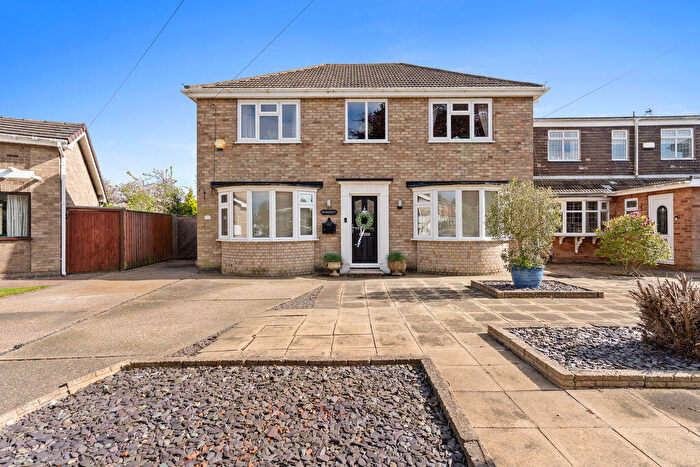 4 Bedroom Detached House For Sale In Abbotsway, Grimsby, DN32