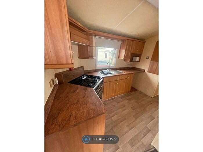 2 Bedroom Park Home To Rent In The Acorns Southend Lane, Newent, GL18