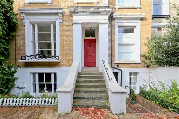 2 Bedroom Flat To Rent In The Common, London, W5