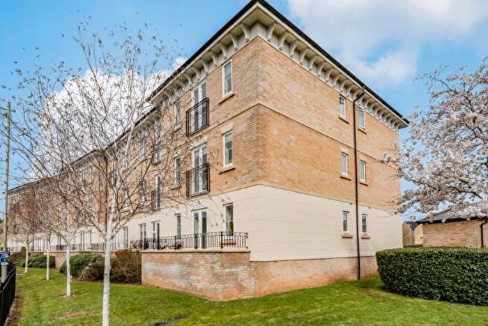 2 Bedroom Apartment To Rent In Meadow Way, Carterton, Oxfordshire, OX18