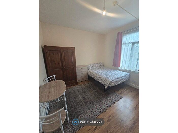 Studio To Rent In Mount Pleasant Road, London, N17