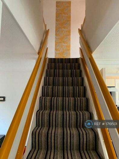 3 Bedroom Terraced House To Rent In Manordene Road, London, SE28