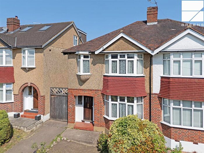 3 Bedroom Semi-Detached House For Sale In Handsworth Avenue, Highams Park, London, E4