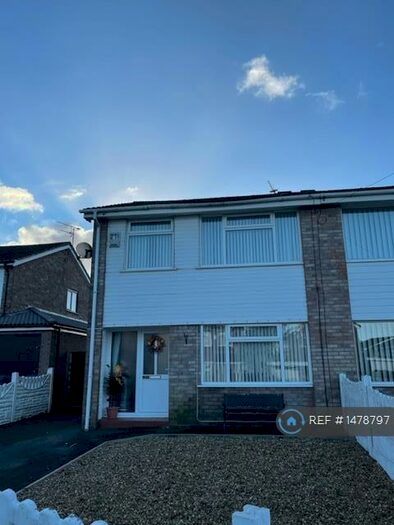 3 Bedroom Semi-Detached House To Rent In Saxon Way, Liverpool, L33