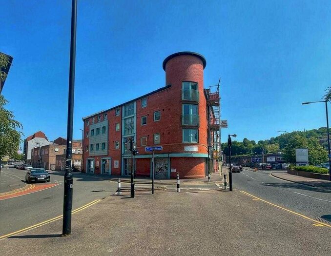 2 Bedroom Penthouse To Rent In Fornham Street, Sheffield, South Yorkshire, S2