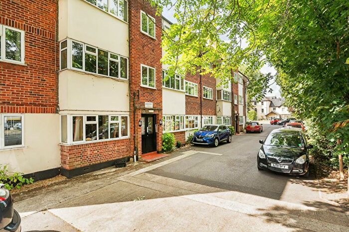 2 Bedroom Apartment To Rent In Bridge Court, Maidenhead, SL6