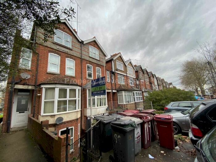 Studio To Rent In London Road, Reading, RG1