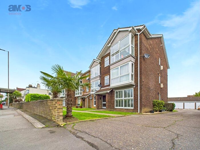 2 Bedroom Apartment To Rent In Thames View Court, London Road, Hadleigh, SS7