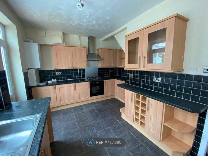2 Bedroom Terraced House To Rent In Repton Avenue, Hyde, SK14