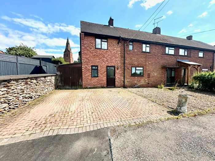 5 Bedroom Semi-Detached House For Sale In Bucknills Lane, Crick, Northampton, NN6