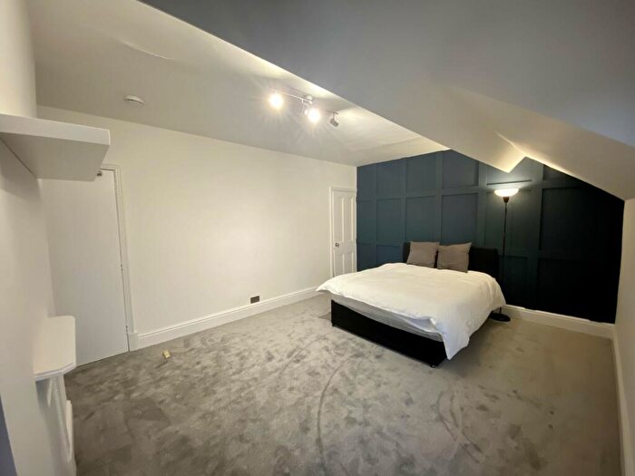 1 Bedroom Terraced House To Rent In Harrow Road, Leicester, LE3