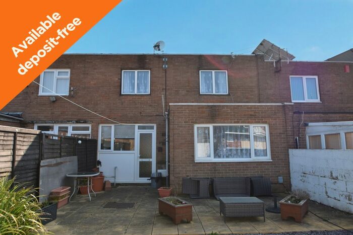 4 Bedroom Terraced House To Rent In Larkwhistle Walk, Havant, Hampshire, PO9