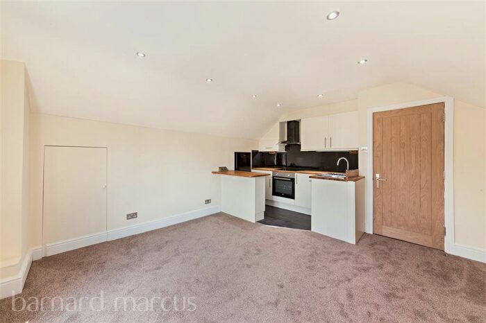 1 Bedroom Flat To Rent In Stanger Road, London, SE25